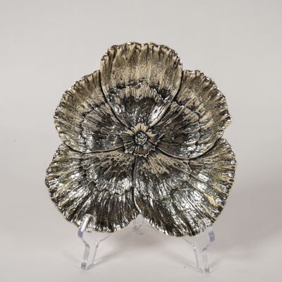 Sale Photo Thumbnail #220: Gianmaria Buccellati Italian Sterling Silver Flower Form Dish