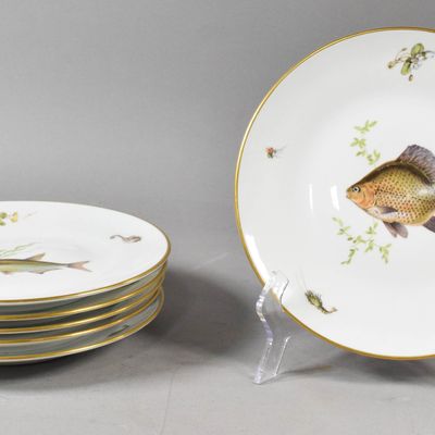 Sale Photo Thumbnail #64: 6 Richard Ginori Manifattura di Doccia Porcelain Fish Plates