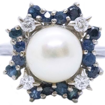 SAPPHIRE WITH DIAMONDS AND PEARL 18 KT RING