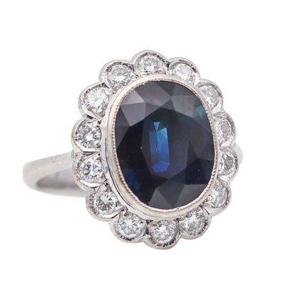 Art Deco 1930 Cocktail Ring In 18Kt White Gold With 5.06 Ctw In Diamonds And Sapphire