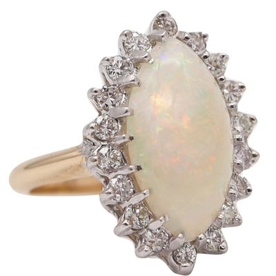 BADEN & FOSS 1950 Cocktail Ring In 14Kt Gold With Australian Opal And Diamonds