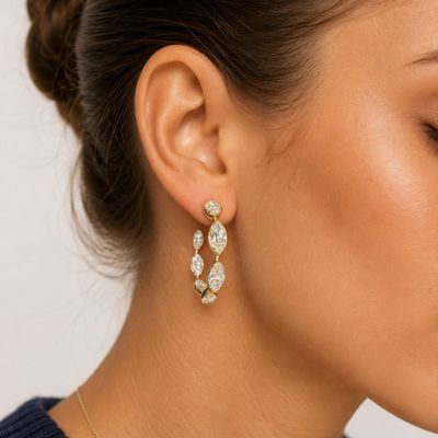 18K Yellow Gold Earrings with 9.20 CTW in Diamond
