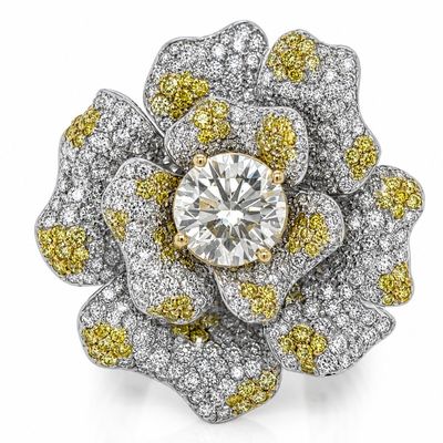 18K White Gold Ring with 6.91 CTW in Diamond & Fancy Yellow Diamond