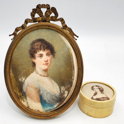 Antique Miniature Oval Painting & Trinket Box