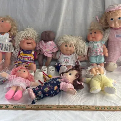 Vintage Cabbage Patch Dolls & Others