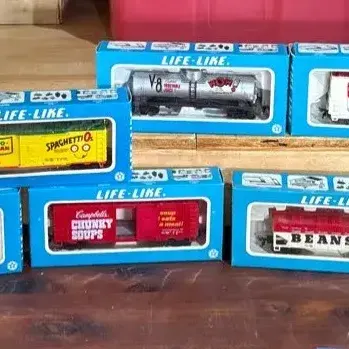 HO Campbell’s Soup Train By Life Like