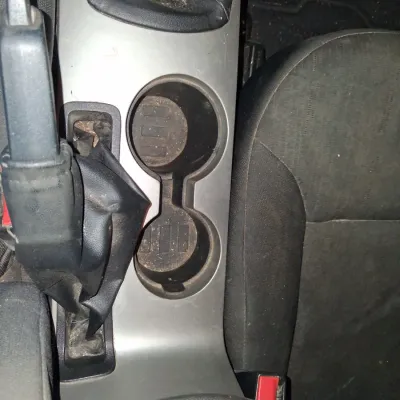 Sale Photo Thumbnail #86: 283602 MILES, 4-CYL, MANUAL 5 SPEED, AM/FM STEREO W/CD PLAYER, POWER LOCKS AND WINDOWS,  AC, CRUISE CONTROL, FWD, TIRES ARE GOOD
THIS CAR HAS BEEN SITTING FOR 6 YEARS, IT DOES RUN BUT NEEDS A NEW BATTERY, IT NEEDS A GOOD INTERIOR CLEANING, THE PASSENGER S