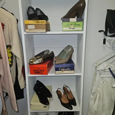 Sale Photo Thumbnail #105: Vintage Womens shoes