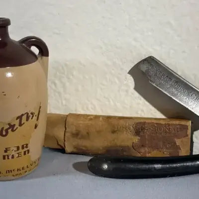 Vintage Harris-Goar Straight Razor with Seaforth Men’s Toiletry Jug