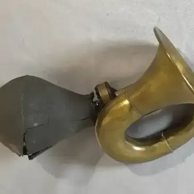 Vintage-Style Squeeze-Bulb Vehicle Horn – Approx. 10 Inches