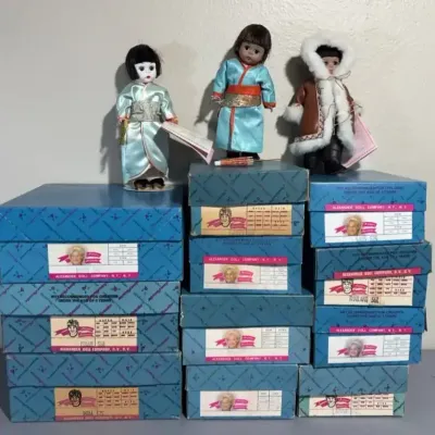 Madame Alexander International Doll Collection – Asia-Themed Group