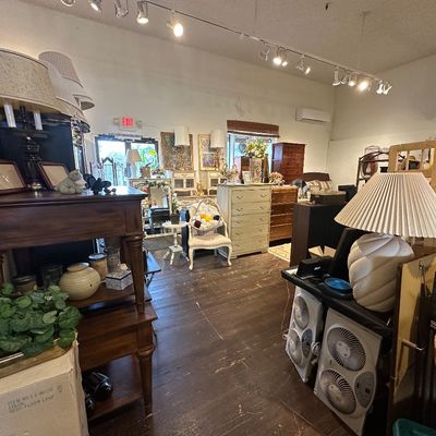 Sale Photo Thumbnail #392