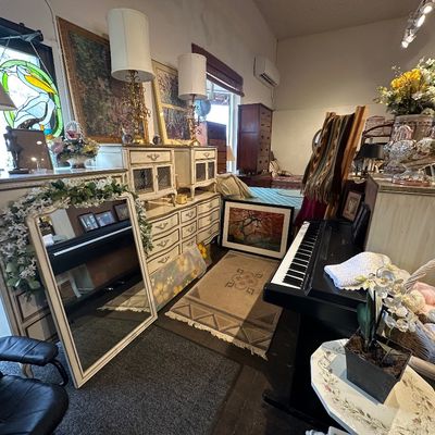 Sale Photo Thumbnail #472