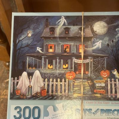 Sale Photo Thumbnail #803
