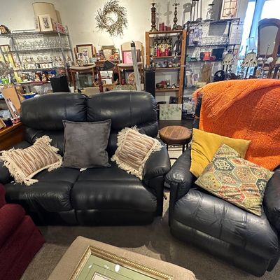 Sale Photo Thumbnail #376