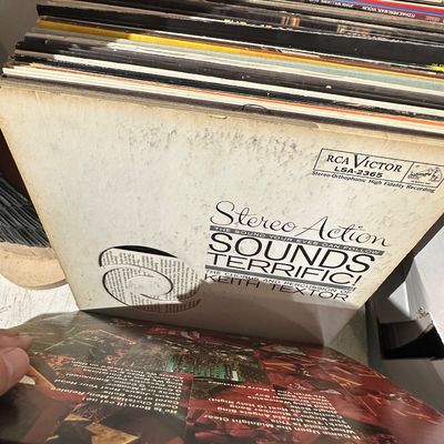 Sale Photo Thumbnail #658