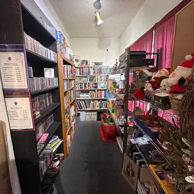 Sale Photo Thumbnail #546