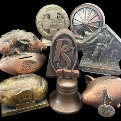 Vintage Advertising & Commemorative Metal Coin Banks - Pig War 