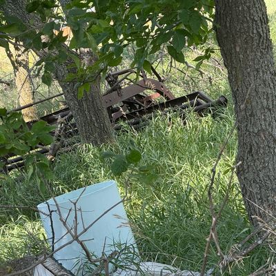Sale Photo Thumbnail #132: Buyer must purchase all and clear out all items. There will be a $500 cleaning deposit. Once all of the items have been removed, you will receive your $500 Cleaning deposit back. All Scrap Metal pictured must be removed. You will have one week to complete