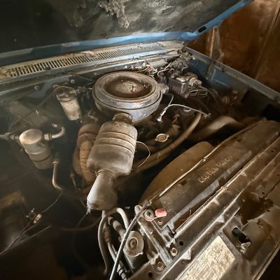 Sale Photo Thumbnail #47: 1982 Chevy suburban condition unknown