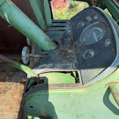 Sale Photo Thumbnail #15: Tractor unknown condition