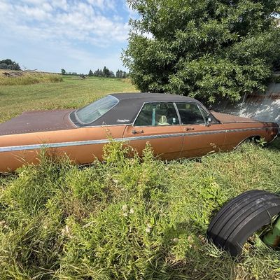 Sale Photo Thumbnail #32: 1970 four-door Chrysler hardtop condition unknown