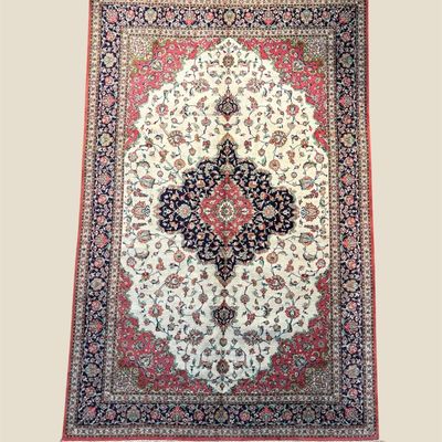 Ivory & Burgundy Medallion Rug – Classic Traditional Design