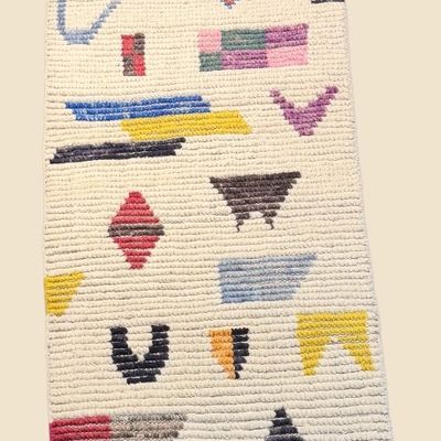 Ivory Contemporary Rug – Playful Multicolor Geometric Accents
