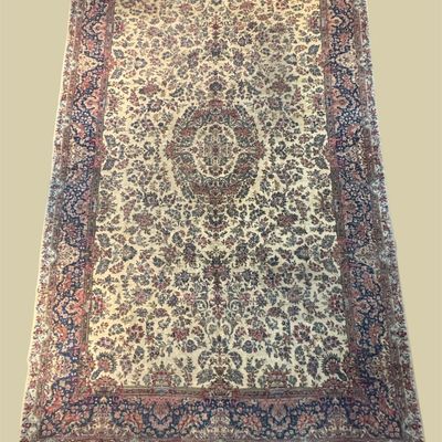 Blue & Burgundy Traditional Rug – Intricate Floral Pattern