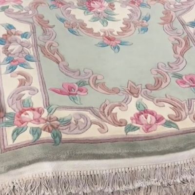Elegant Floral Rug – Soft Pastels & Classic Design
