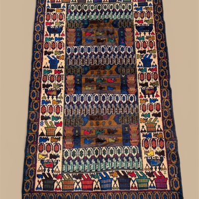 Colorful Tribal-Style Rug – Bold Geometric Details