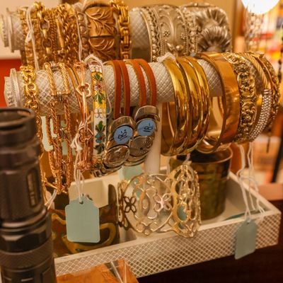 Sale Photo Thumbnail #155