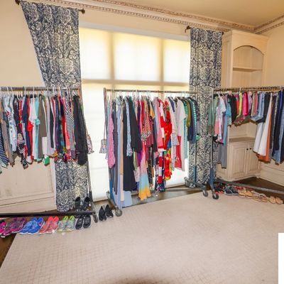 Sale Photo Thumbnail #152