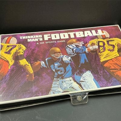 Sale Photo Thumbnail #43: Lot # : 535 - Vintage Thinking Man's Football Game
