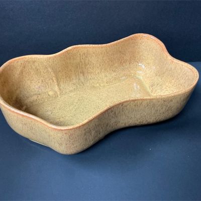 Sale Photo Thumbnail #19: Lot # : 506 - Vintage Ceramic Mid Century Planter
