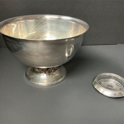 Sale Photo Thumbnail #13: Lot # : 500 - Federal Silver Co Silver Plate Pedestal Bowl
