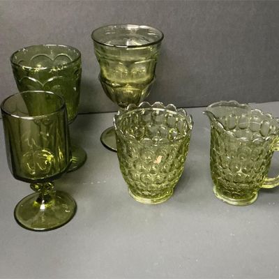 Sale Photo Thumbnail #30: Lot # : 520 - Vintage Green Glassware
