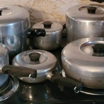 Set of vintage wear ever pots