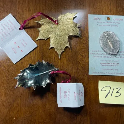 Metal dipped leaf jewelry