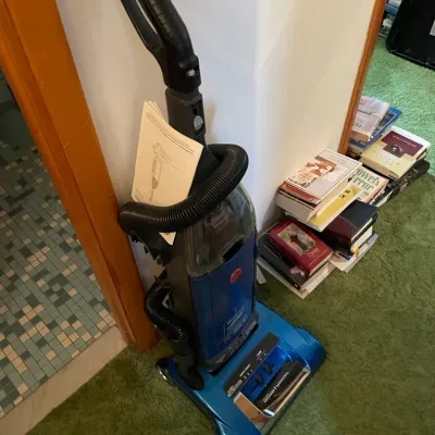 Hoover windtunnel vacuum cleaner
