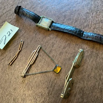 Lot of vintage men s jewelry including a crawford watch