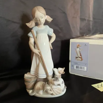 Lladro figurine playful kittens with box