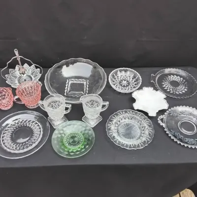 Lot of vintage elegant glassware