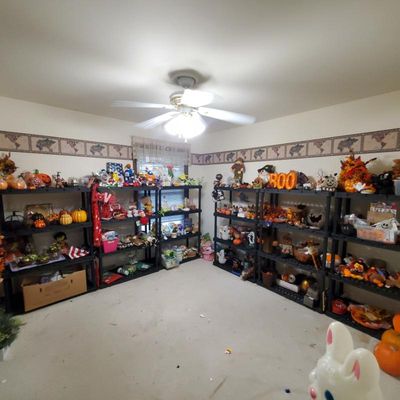 Sale Photo Thumbnail #82