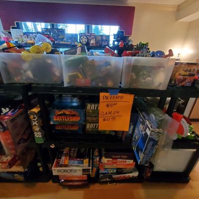 Estate sale photo
