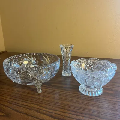 hd Cut Glass Crystal Bowl and Vase Collection With Matching Starburst Pattern.jpg