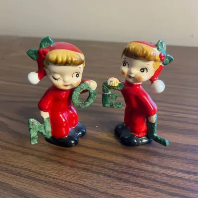 K christmas elves salt and pepper shakers noel letters design