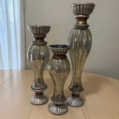Hd set of three granated mercury glass pillar candle holders