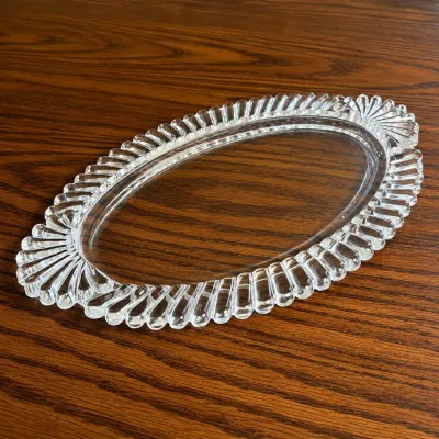 Hd clear glass oval serving tray with decorative ribbed edges