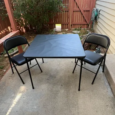 F compact black card table with 2 folding chairs